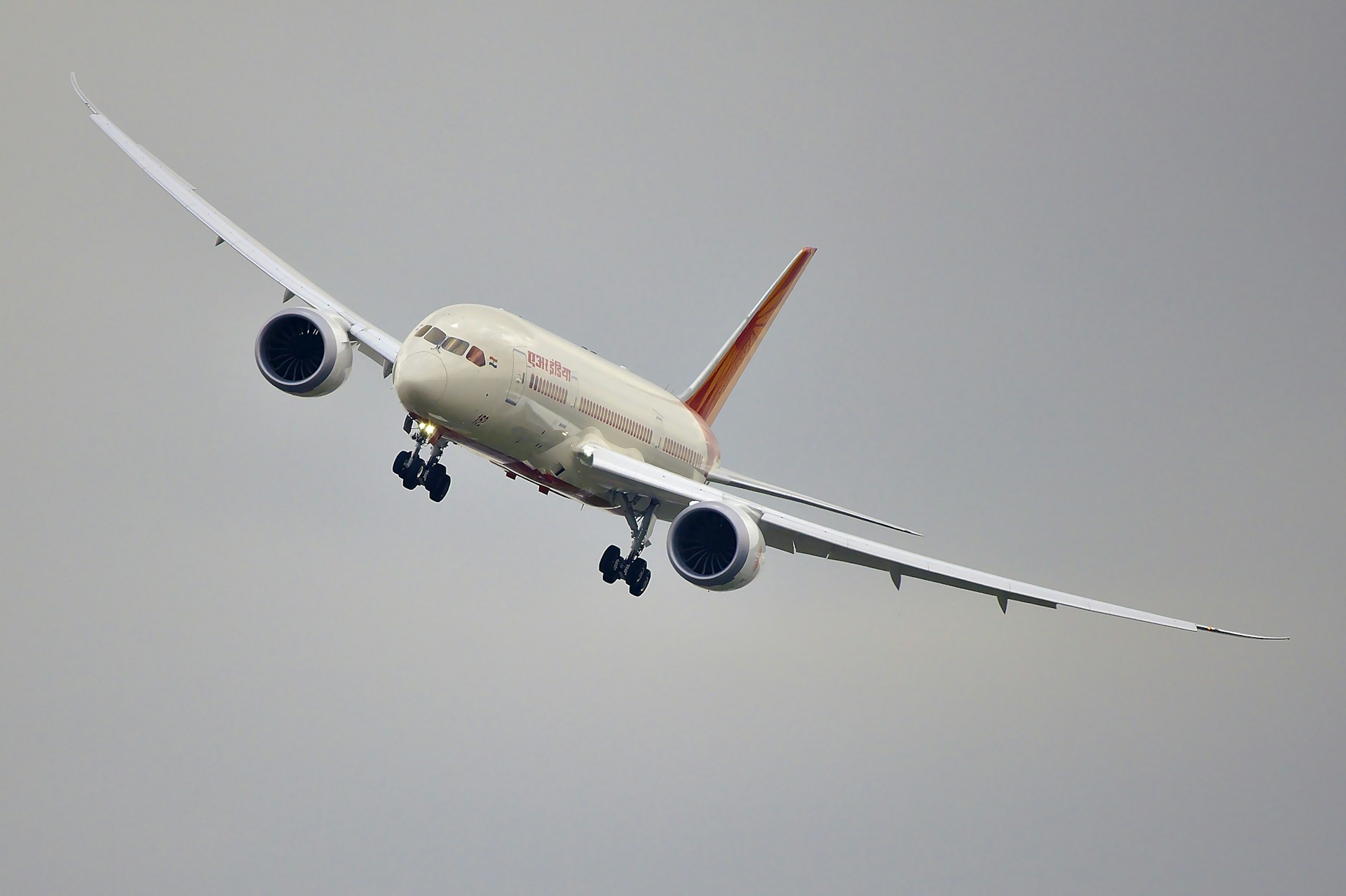 Air India Flight 171 Crash: A Case of Engine Starvation, Not Pilot Error