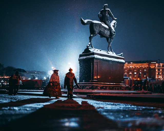 America and Russia: The Forgotten Alliance and the Manufactured Rivalry